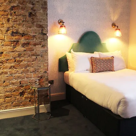 House Bedrooms Apartmán *