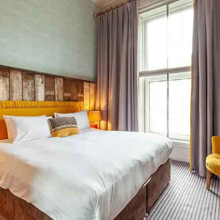 House Bedrooms *