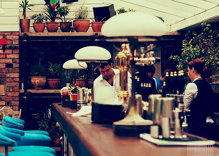 דירה House Bedrooms *