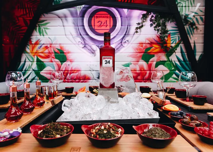 House Bedrooms דירה *