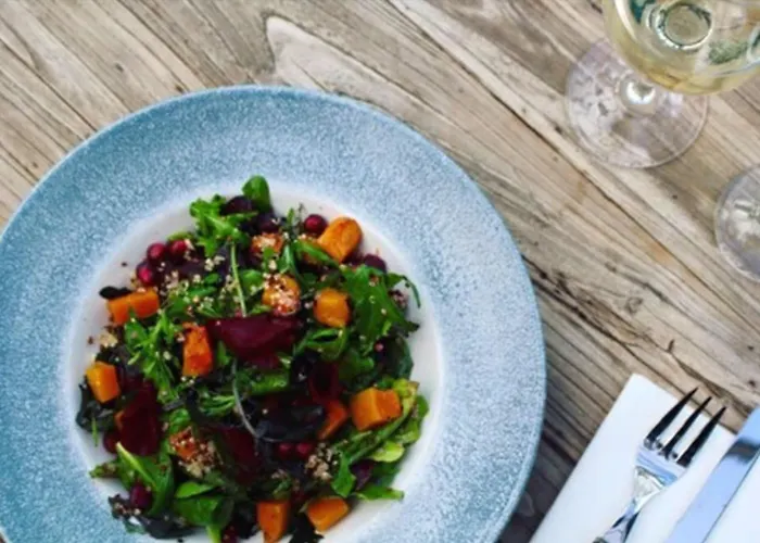 House Bedrooms Апартаменты *